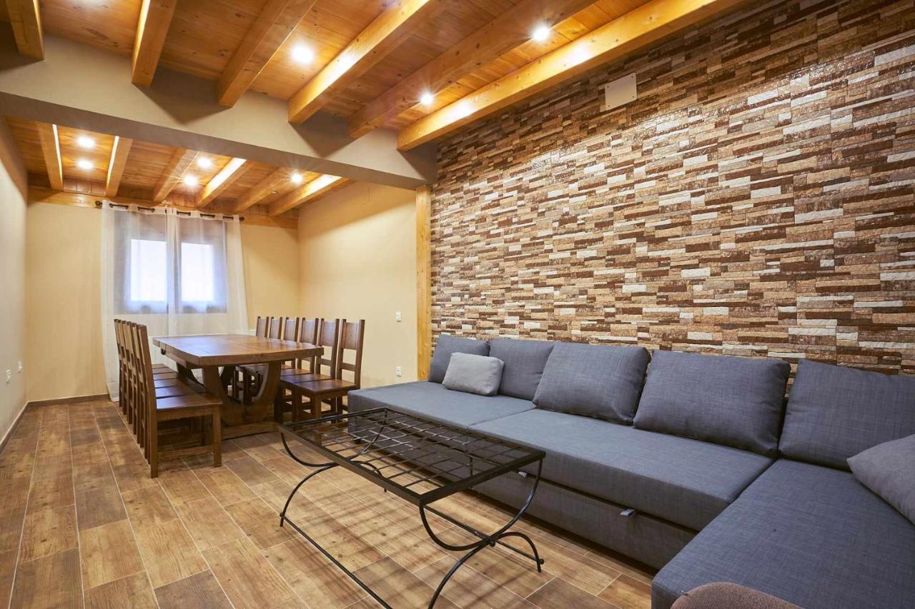 Casa Rural Nueve Villas Amusco Exterior photo